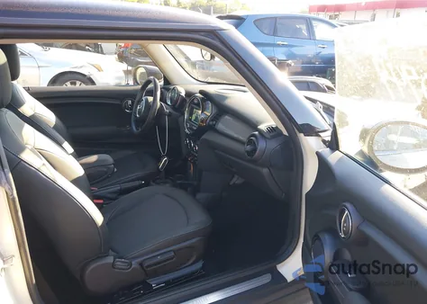 2020 Mini Cooper z USA, uszkodzony, nr VIN WMWXR3C03L2L87540